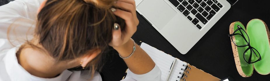 Reducing Contact Centre Employee Burnout: The Ultimate Guide
